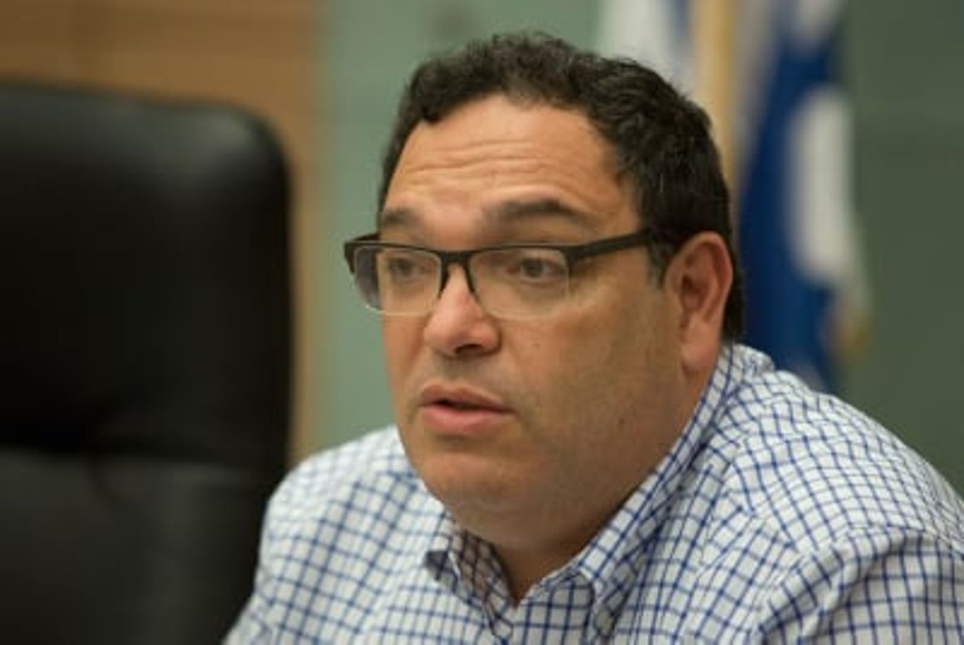 השר פירון יעביר מאות מילוני שקלים מהחינוך הדתי לערבי
