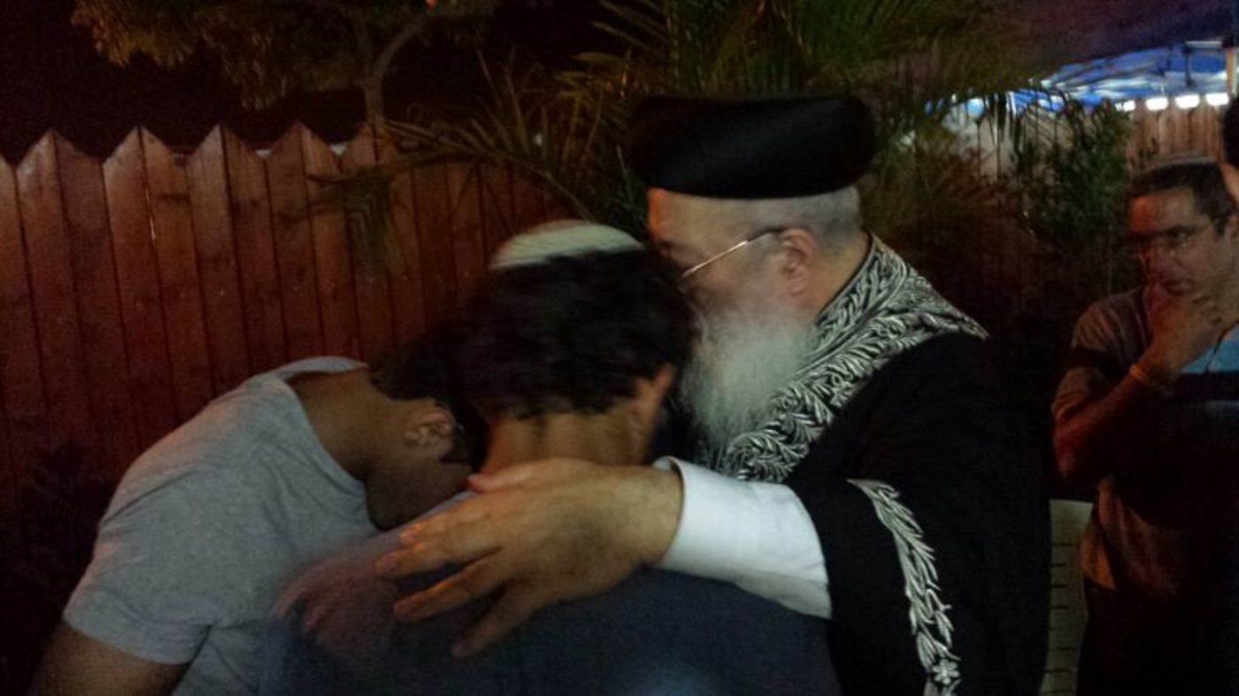 הרב עמאר: "אנחנו בוכים אבל חזקים"