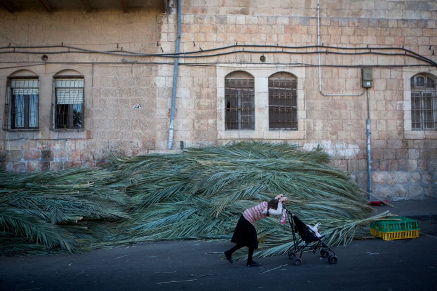 sukkot in Meah Shearim