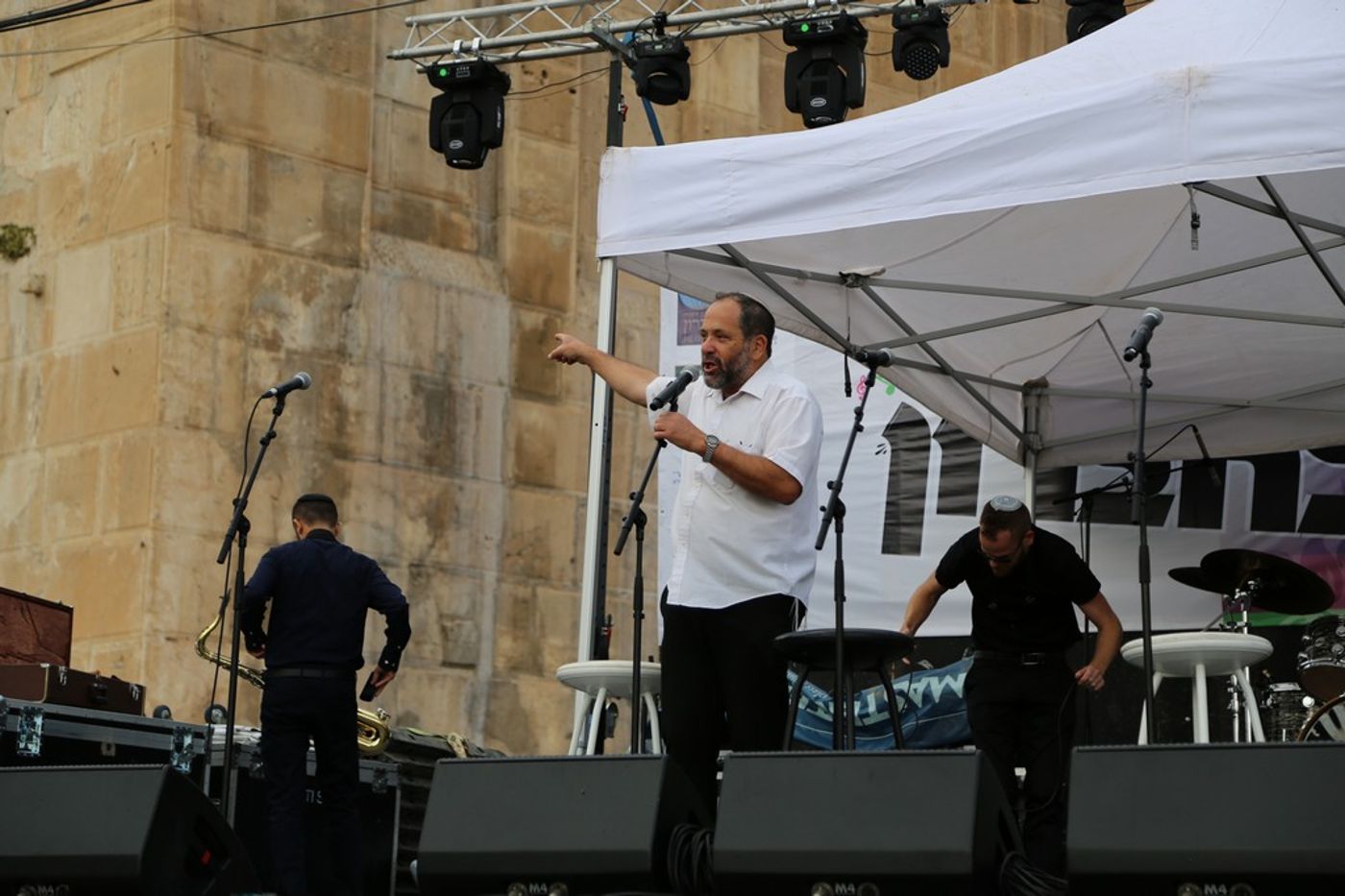 HEB_9215