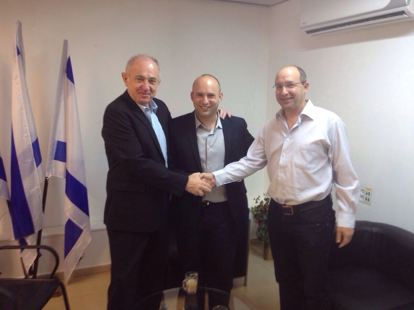 בנט דפק את הקמפיין של דרעי: שכר המינימום עלה