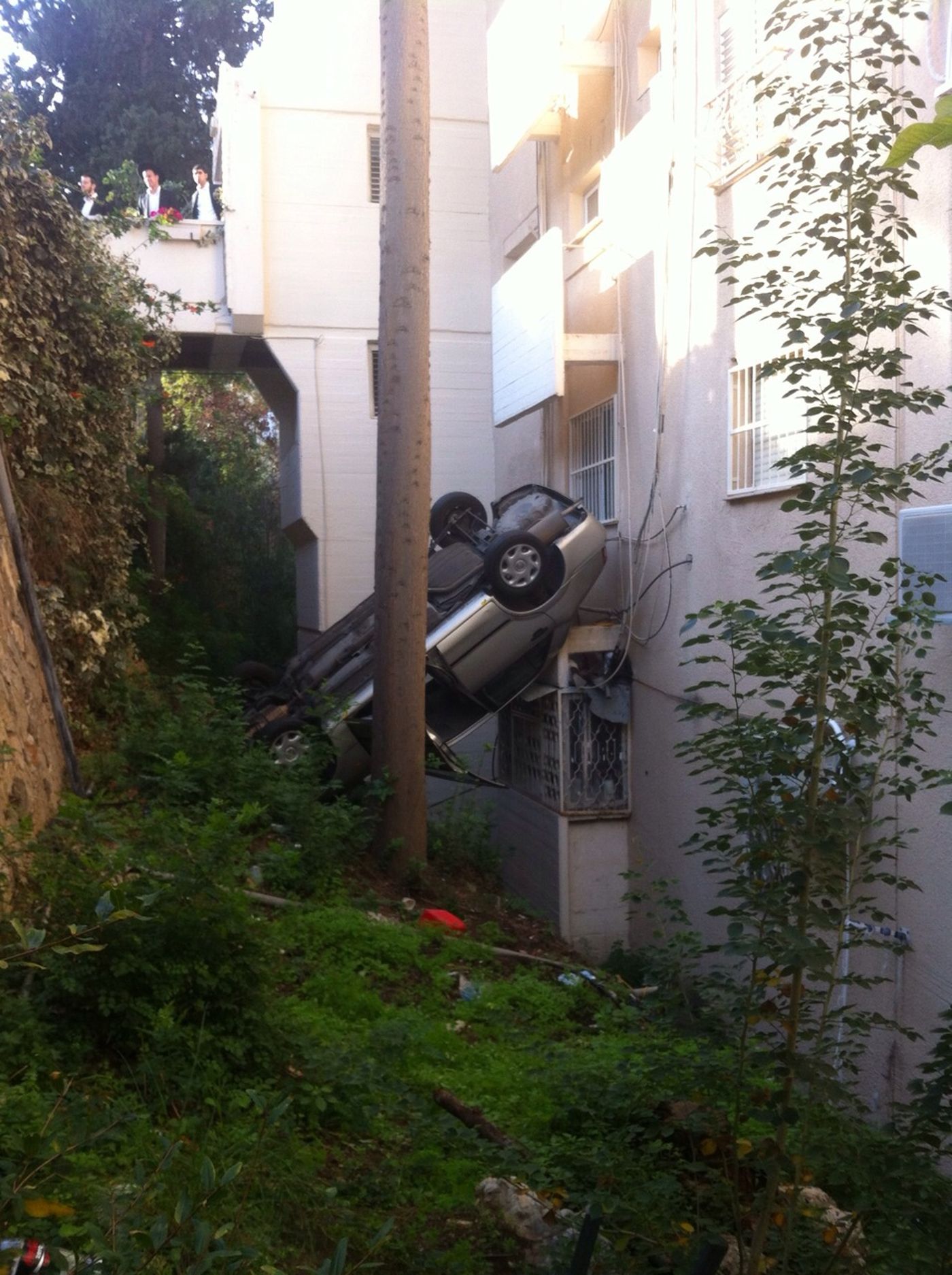ככה נראה נס: הרכב נפל לתהום – הנהג נפצע קל
