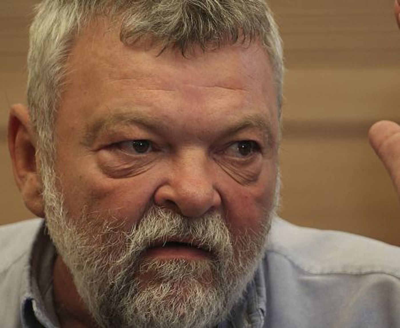 "מתפלל, באופן שאני יודע, שאורי ירגיש טוב"