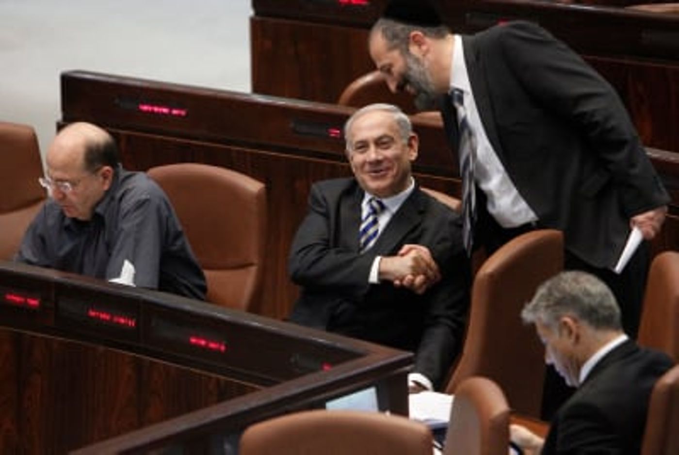 שליטה מלאה לש"ס במשרד הדתות