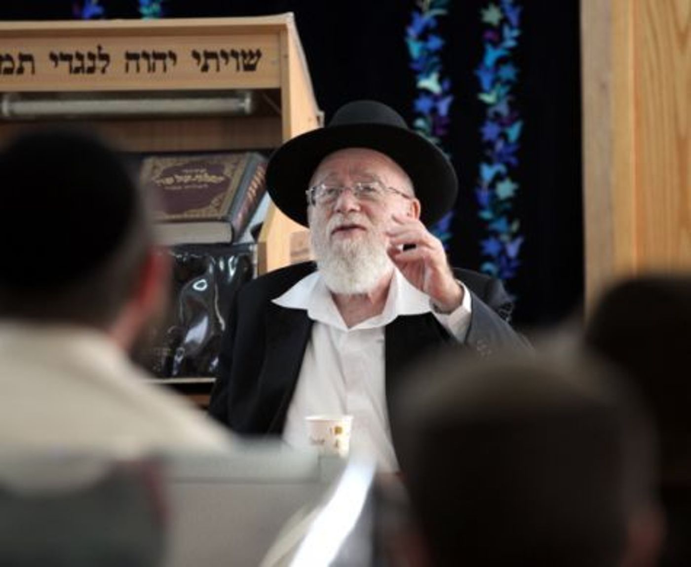 רבנים קראו לסרב פקודה: לא לפעול בישיבת 'יצהר'
