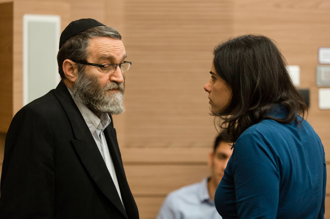 שקד וגפני דנו בחשאי בנושא ביטול חוק הגיור