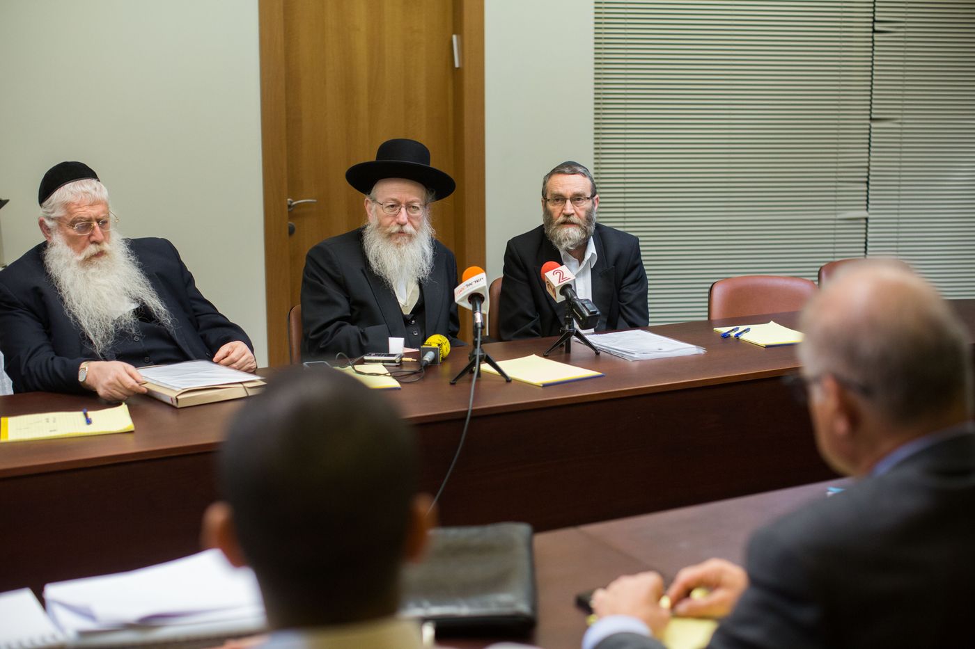 הסכם קואליציוני ראשון: יהדות התורה בפנים