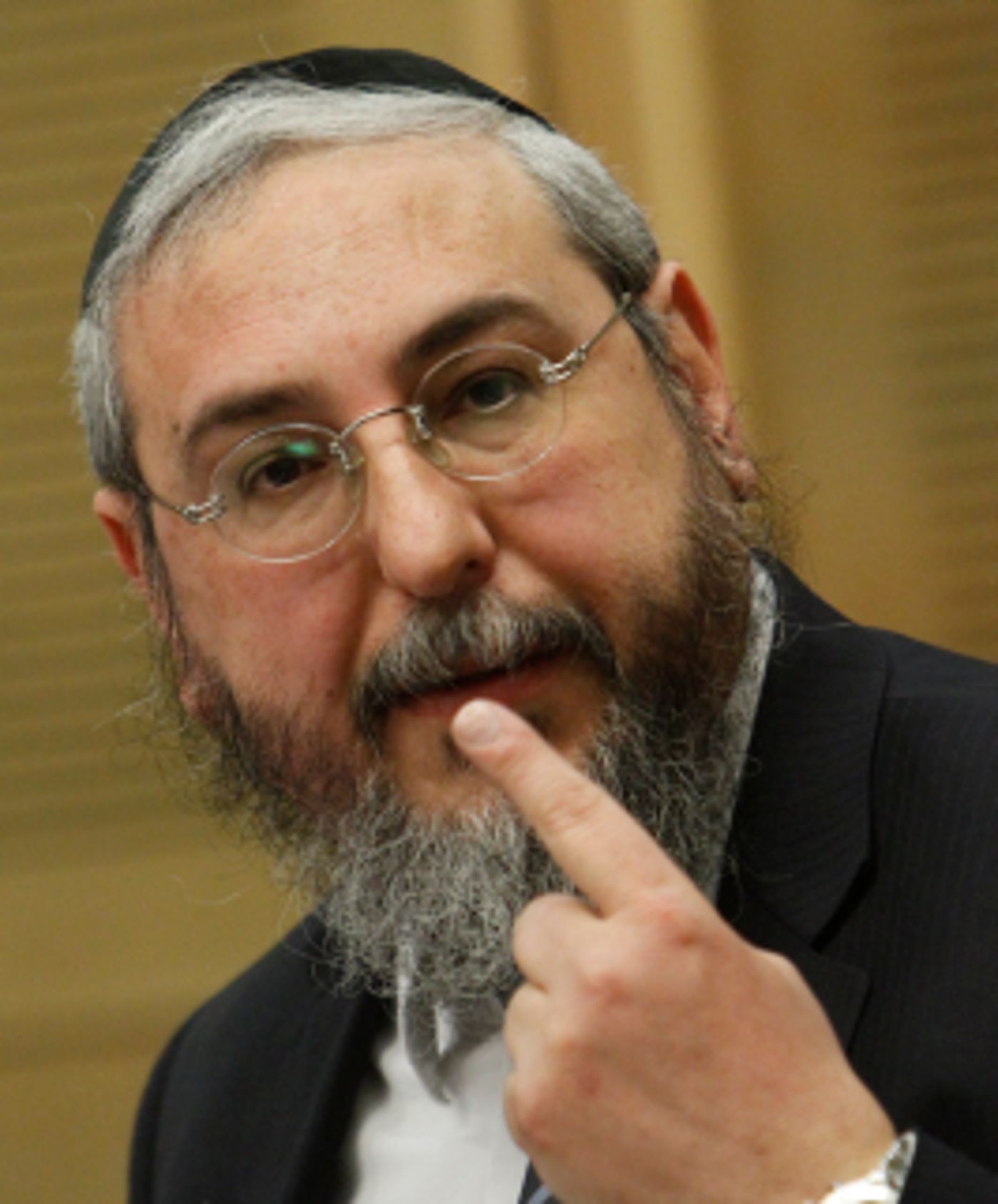 "הרב אבינר, תפסיק להלך אימים על כל מי שאינו חושב כמוך"