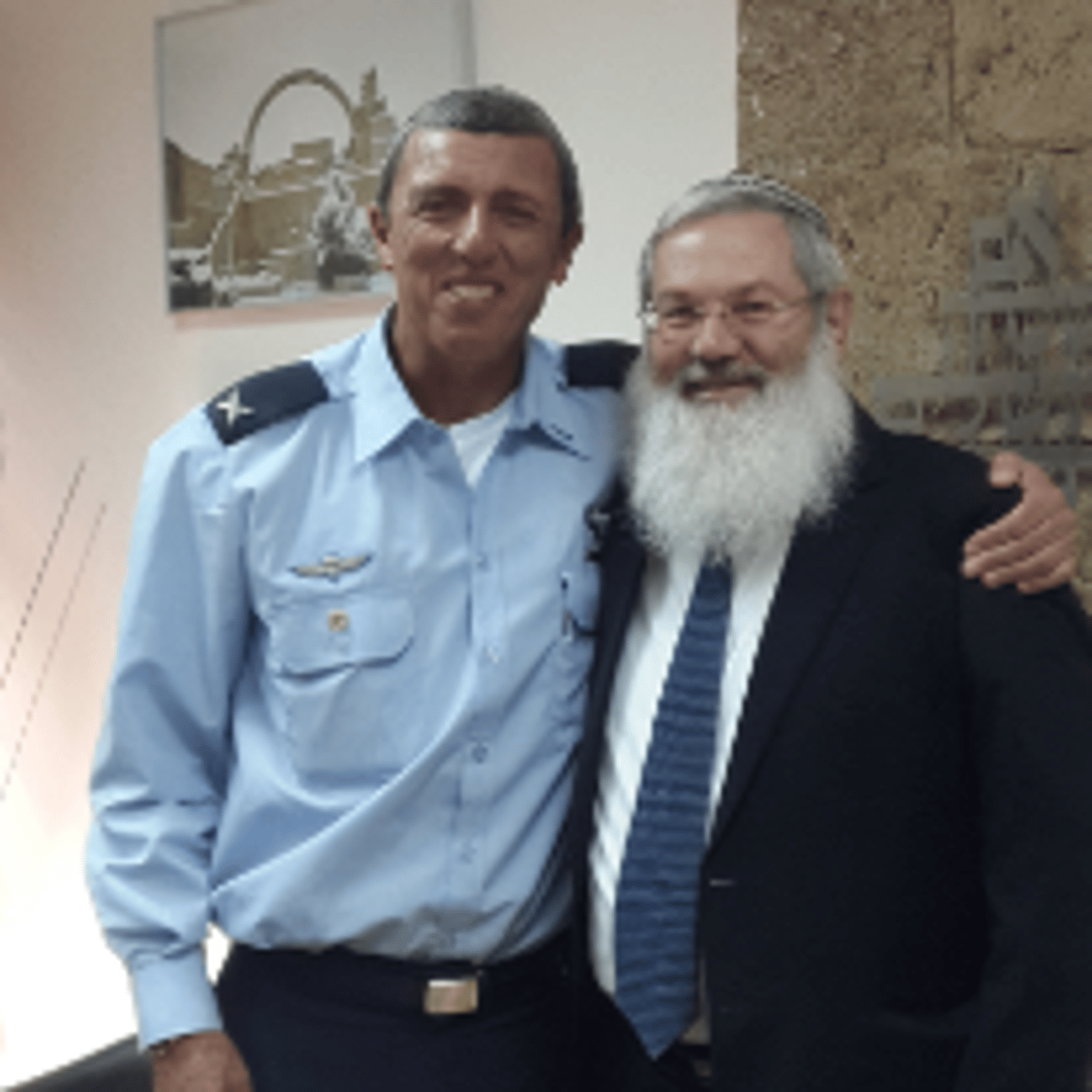 "לא אתן שיפגעו במעמדה של הרבנות הצבאית"