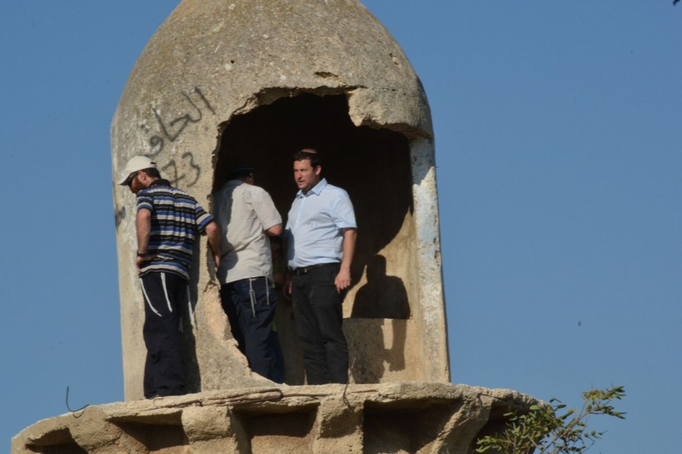מגורשי שאנור עולים עוד פעם על המצודה עשר שנים אחרי