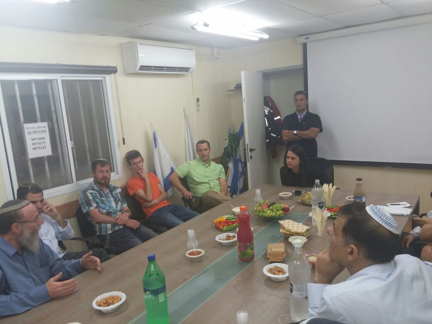 שקד על  בתי דריינוף: נגיד בבג"צ שאין טעם בהריסה