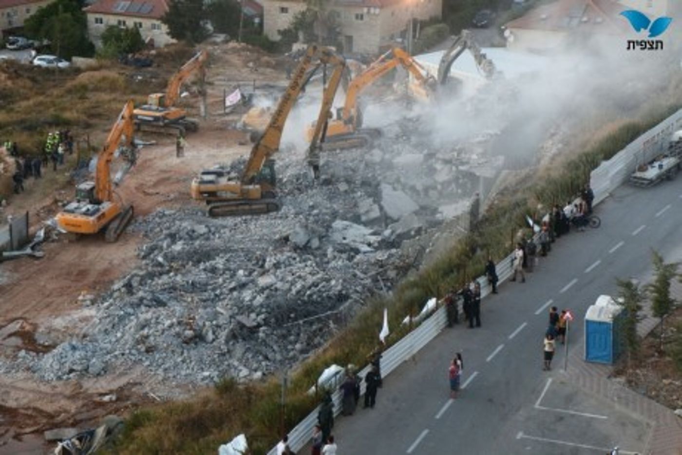 סוף עצוב: הושלמה הריסת בתי דריינוף בבית אל