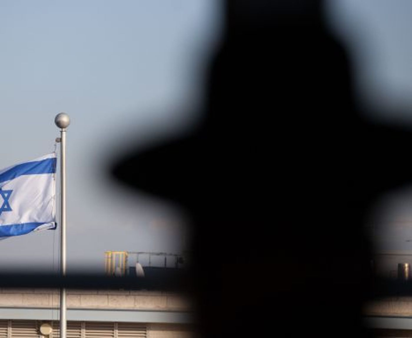 שו"ת: חרדי וציוני; יש דבר כזה בכלל?