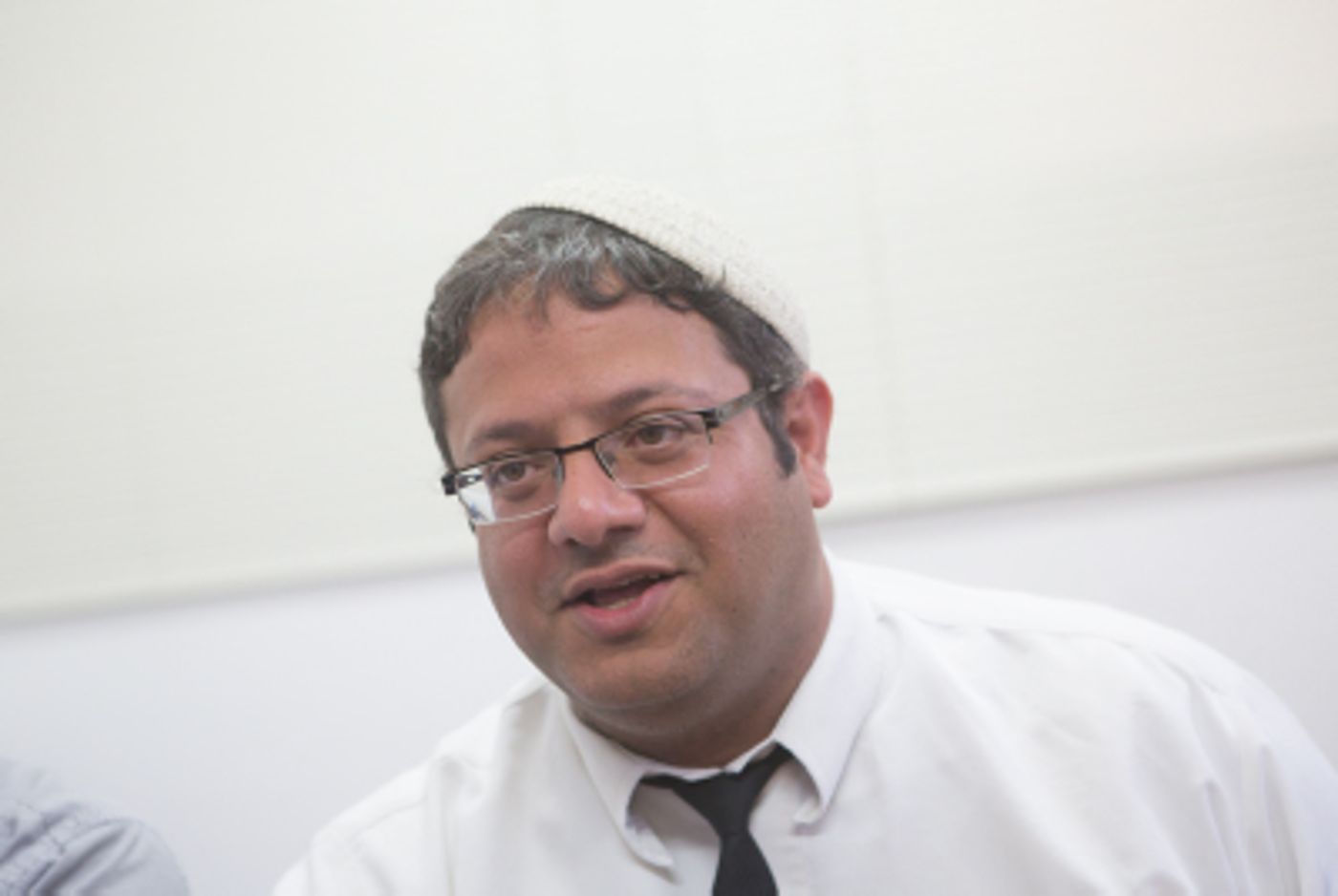 חייל מ'נצח יהודה' הודח כי הצדיק את רצח רבין