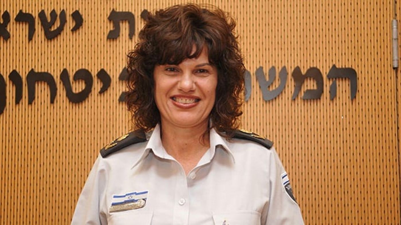 הסטוריה כפולה: עפרה קלינגר מונתה לנציבת שב"ס