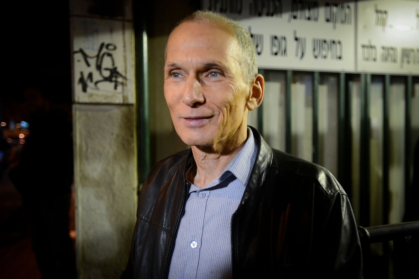 לעומר בר-לב מפריע שחיילים פונים ל'חננו'