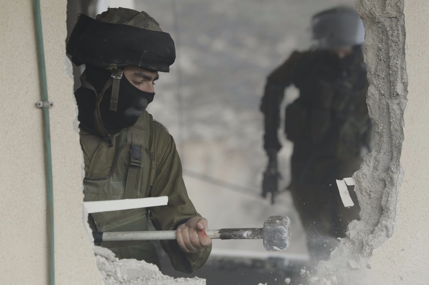 צה"ל הרס את  בתי המחבלים מג'בל מוכאבר