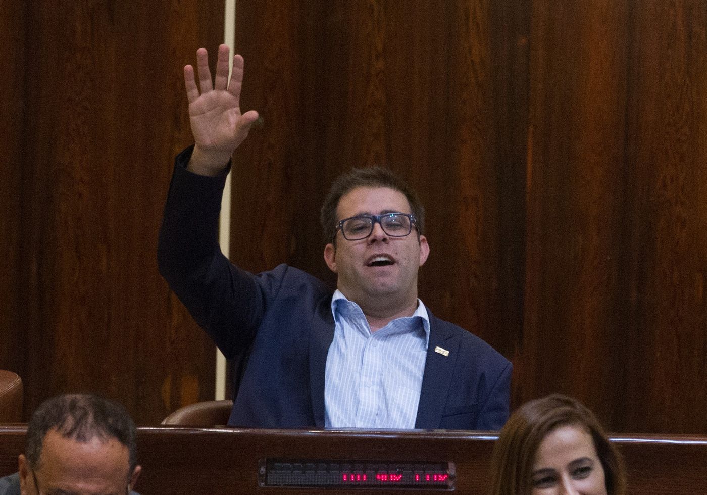 אושר חוק "אורן חזן" לסילוק סגן יו"ר כנסת