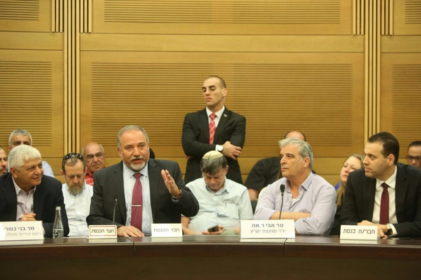 מרים צחי (1)
