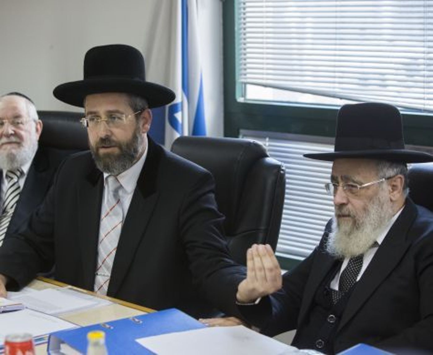 הצבא התקפל: הרבנים הראשיים קיבלו הזמנות