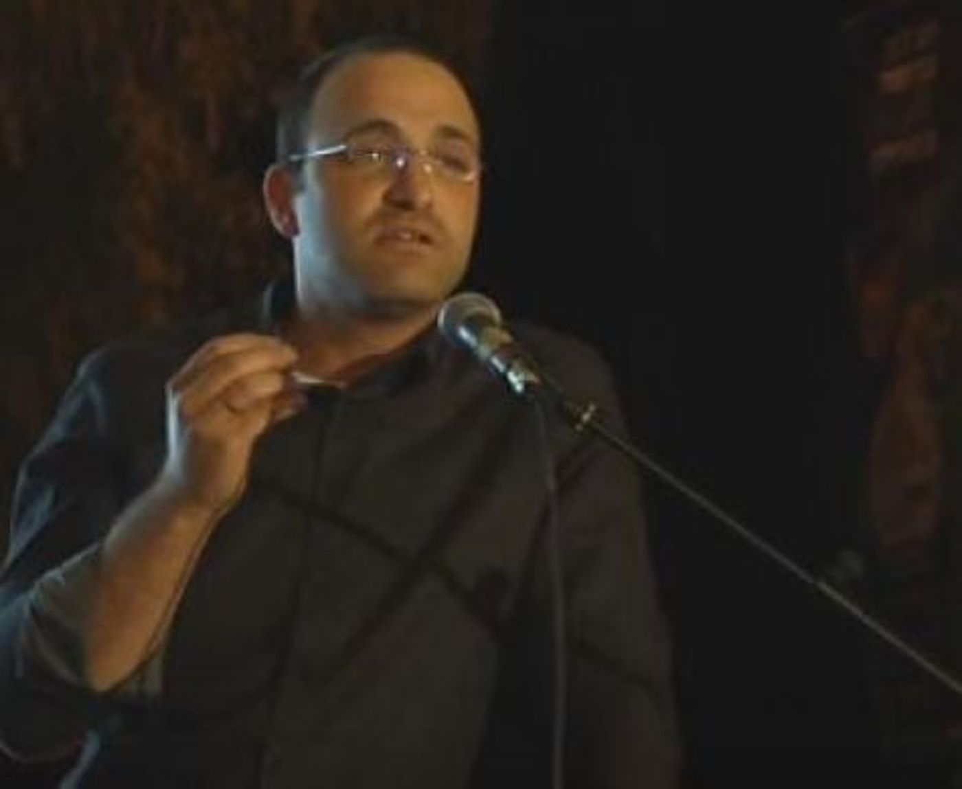 הרב עופרן: "'חייב איניש לבסומי' זה פרדוקס"