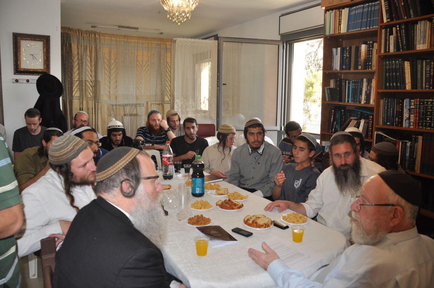 הדרך המיוחדת של ישיבת ההסדר לסיים את "הזמן"