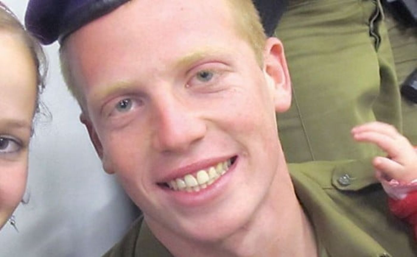 "חייל מעפרה יכול למות אבל אסור לו להיפצע"