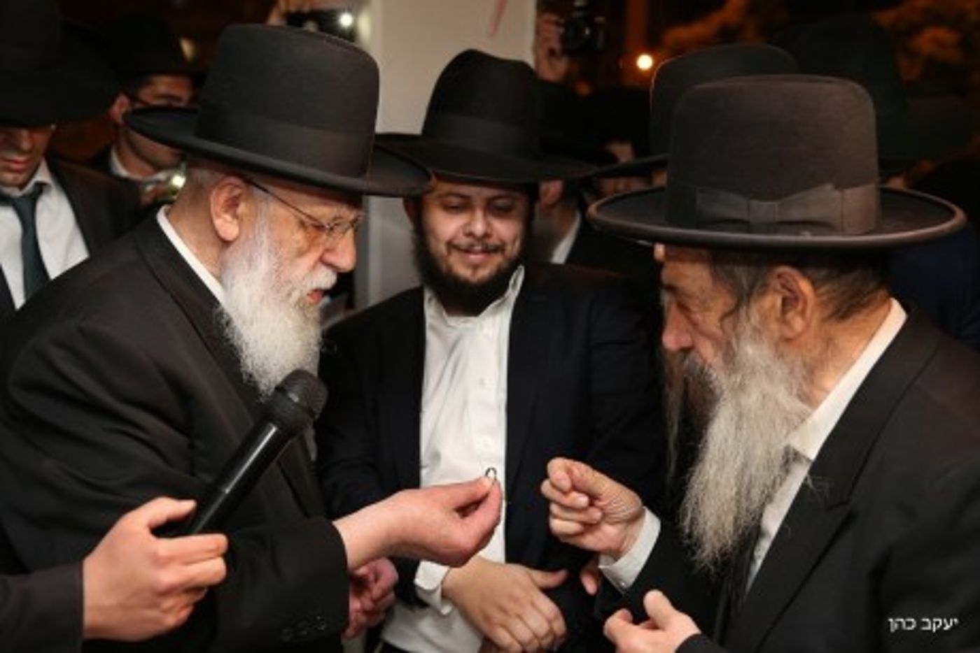 גלריית ענק: כל המי ומי בחתונת הרב יצחק יוסף