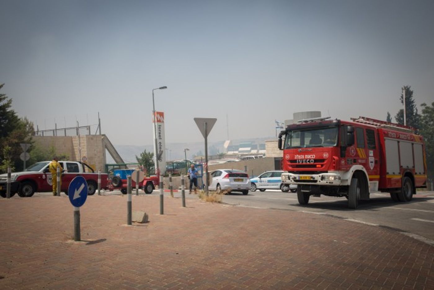 הכבאים הצליחו להשתלט על שריפת הענק – צפו