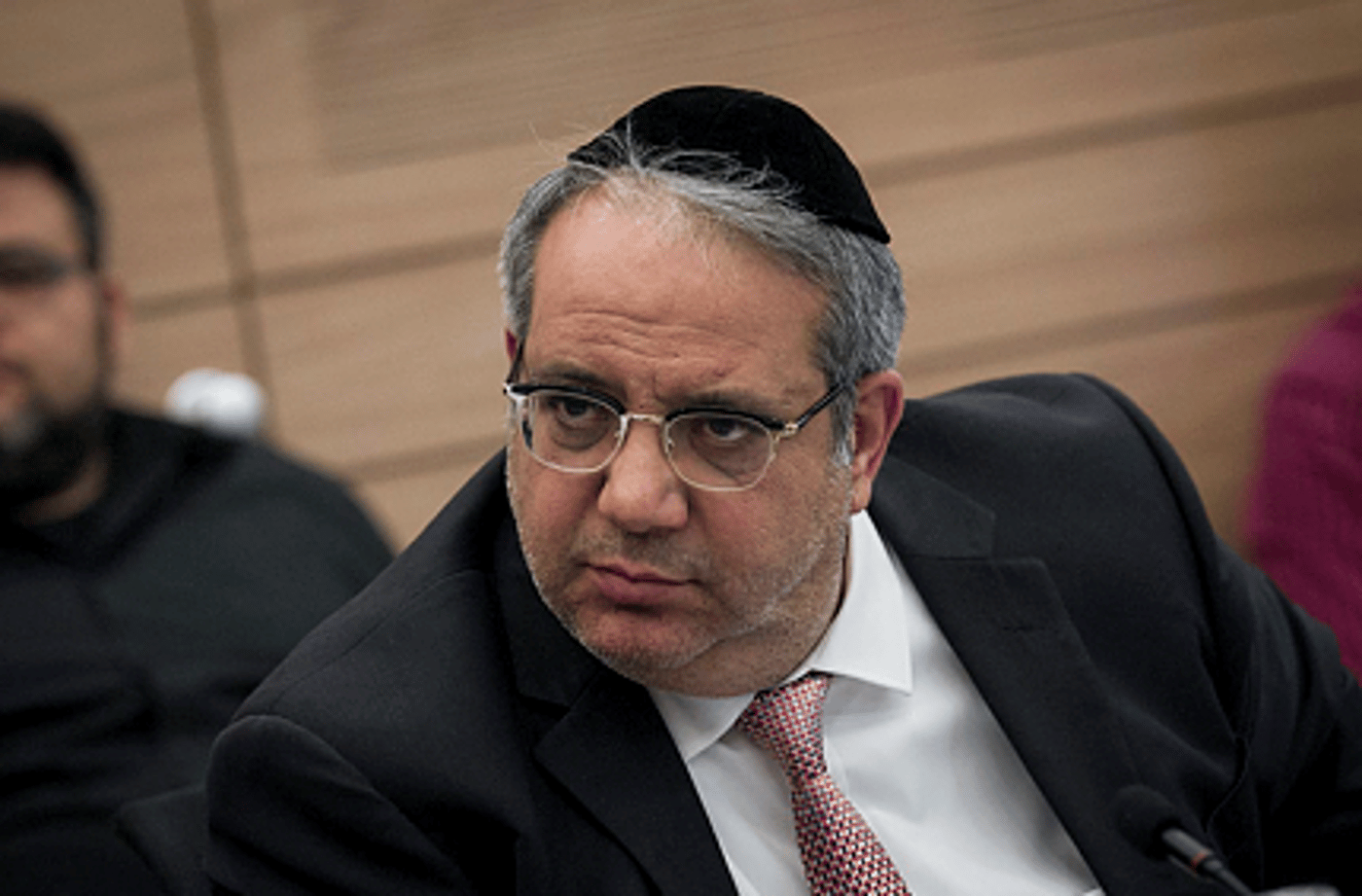 גואטה לנתניהו: "בושה, איך לא רעדו לך הידיים?"