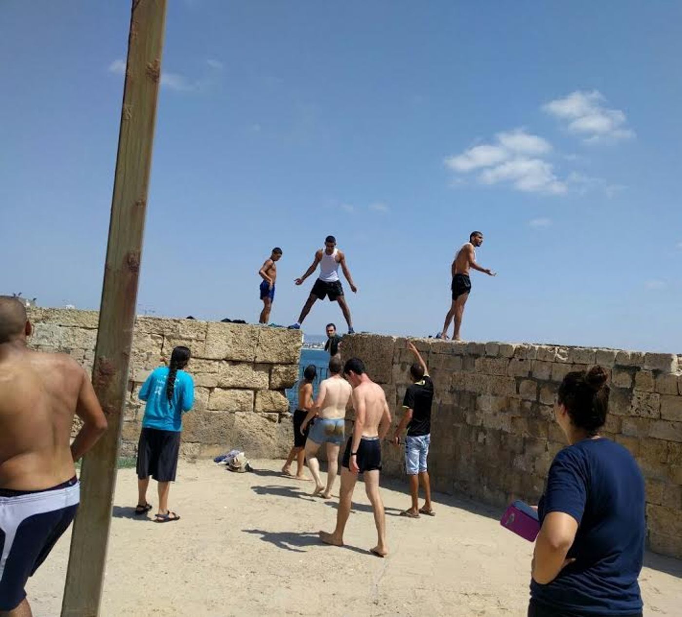 'שערוריה': הוחרם נשקו של חייל שהותקף ע"י ערבים