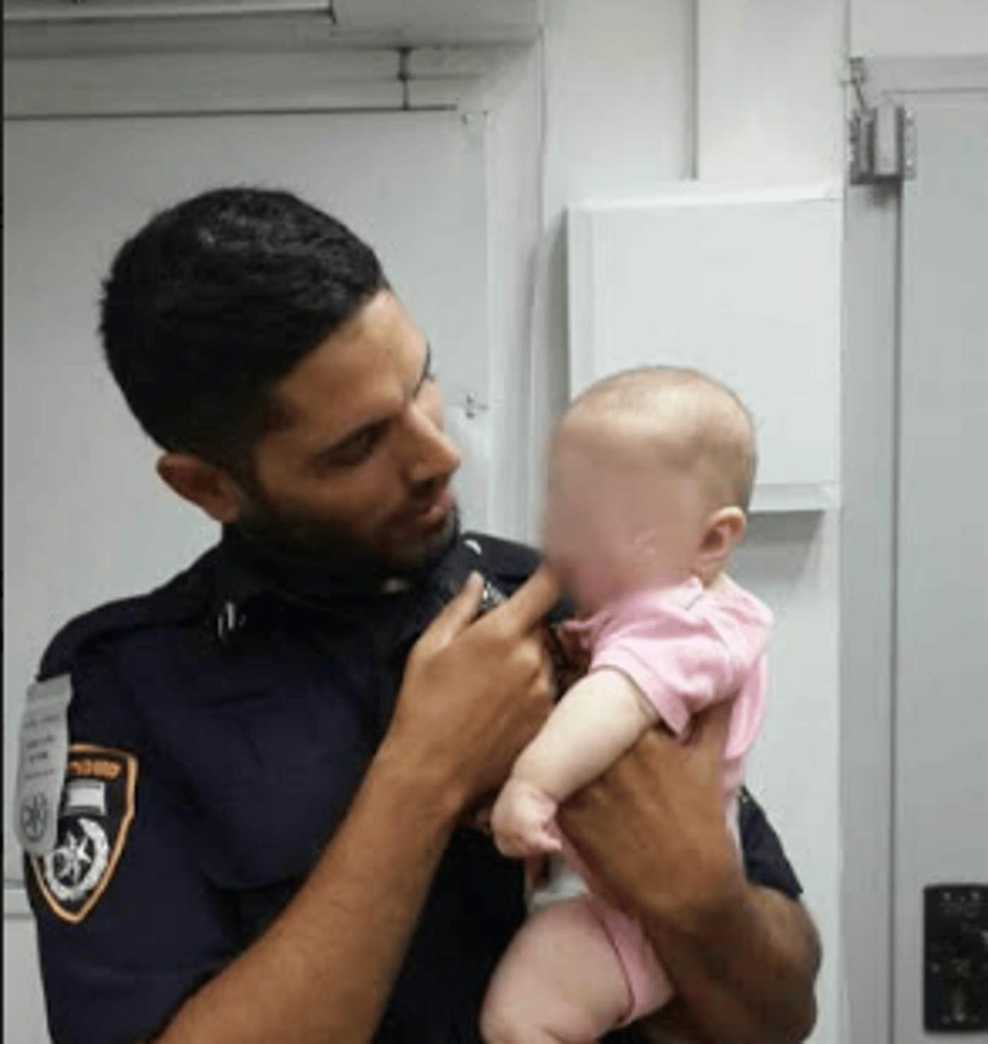 מחריד: פעוטה בת פחות משנה נשכחה באוטובוס