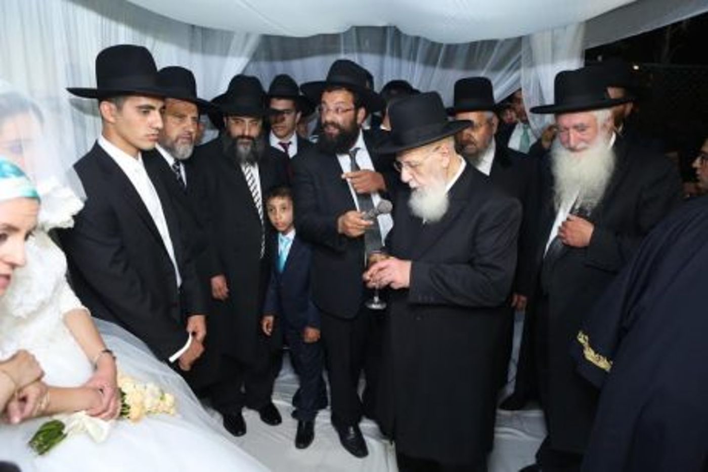 פיוס בציבור החרדי: צפו בתיעוד "חתונת השלום"