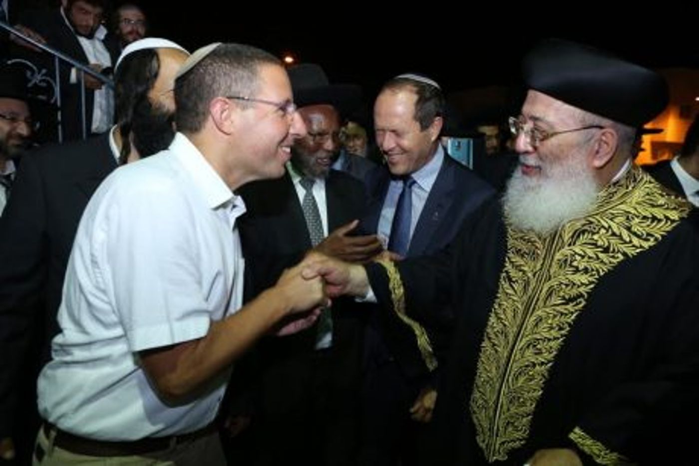 פיוס בציבור החרדי: צפו בתיעוד "חתונת השלום"