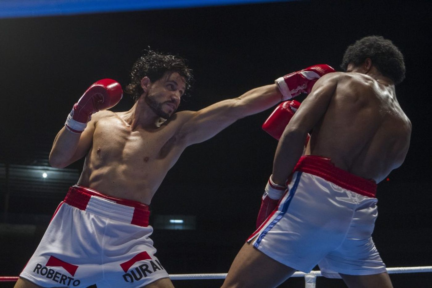 dgar Ramrez stars in HANDS OF STONE
