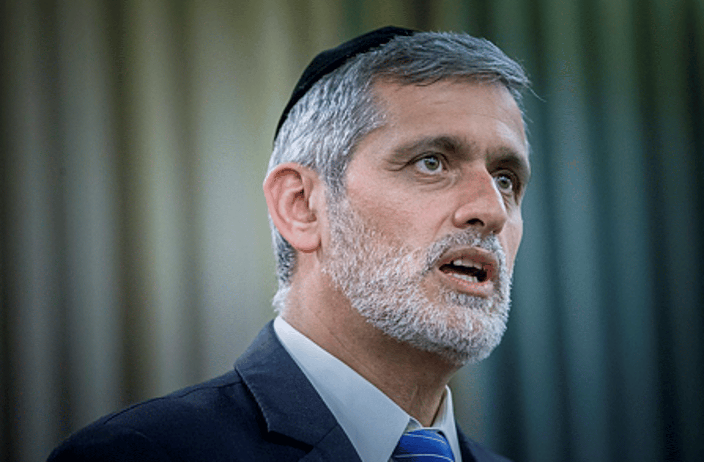 הרבנים לא יקבעו: אלי ישי במהלך הסטורי
