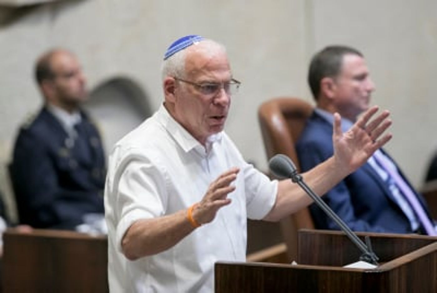 סמוטריץ' ואריאל נטשו באמצע הישיבה לזכר רבין