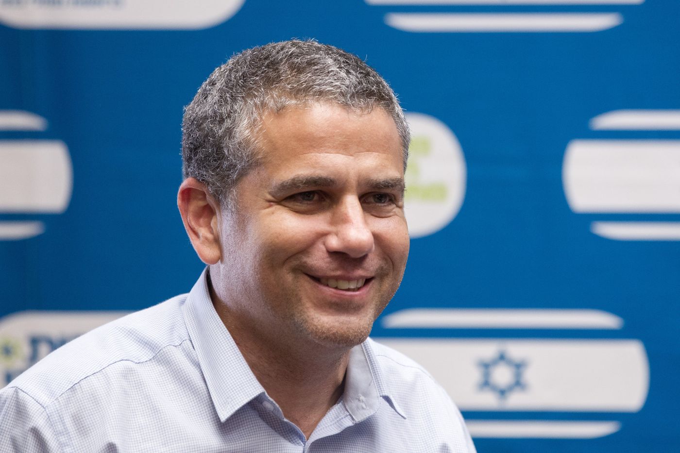 אחרי הפרישה מהכנסת: ינון מגל חוזר לטלויזיה