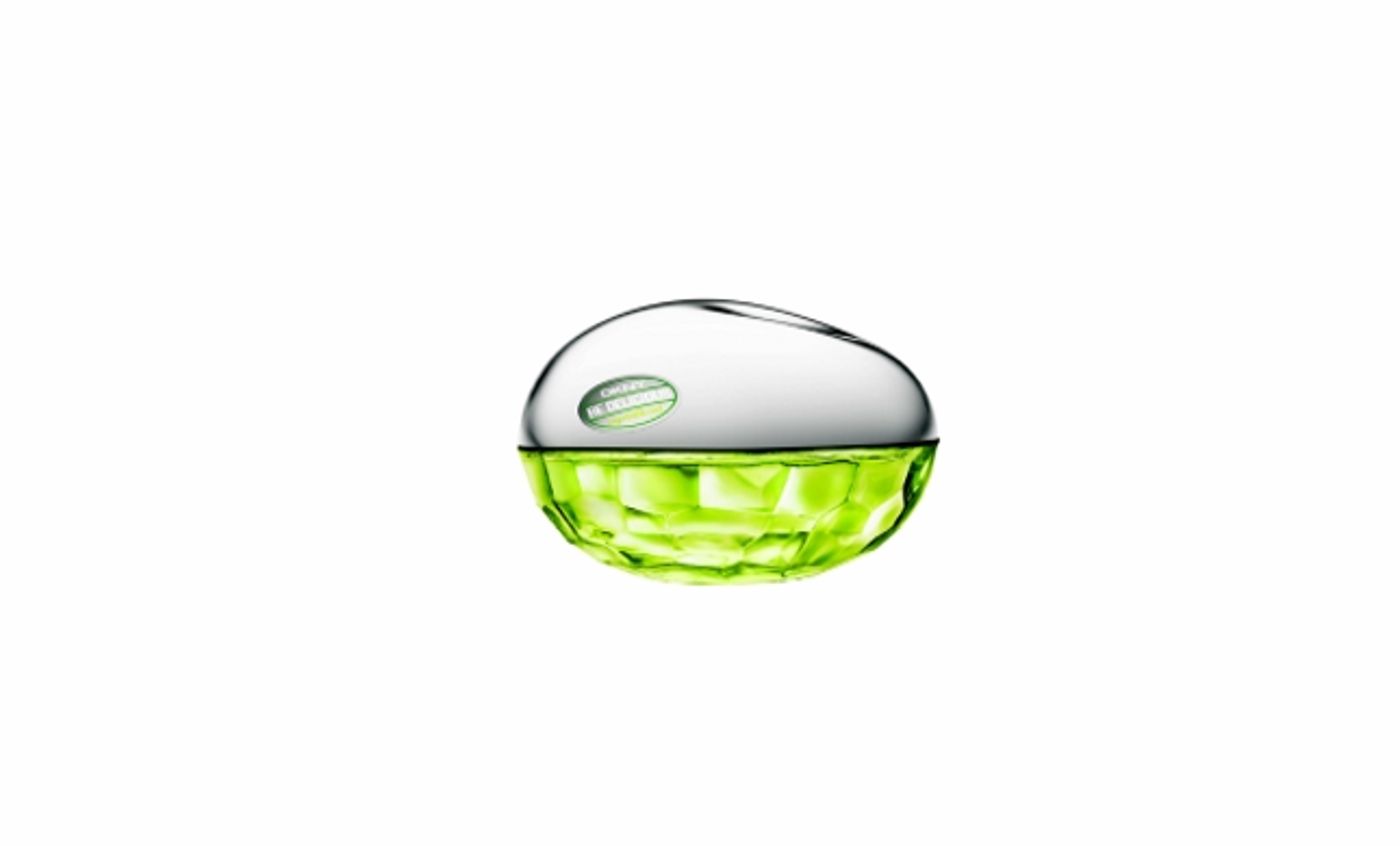 DKNY DELICIOUS CRYSTALLIZED מחיר השקה עד סוף דצמבר 50 מל - 169 שח - מחיר מלא לצרכן 445 - להשיג בכל רשתות הפארם - קרדיט צילום יחצ חול
