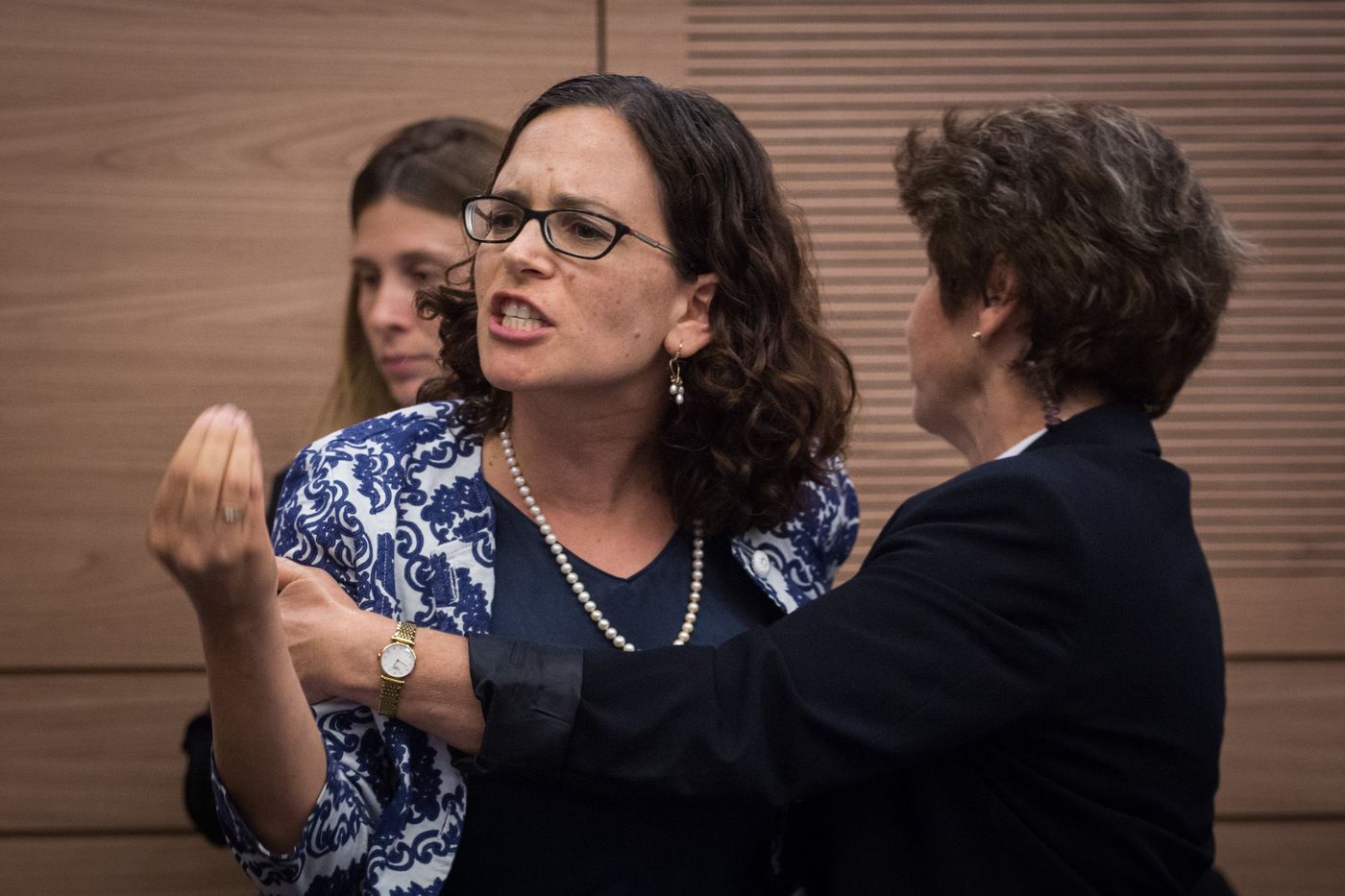 עזריה במתקפה חריפה על ניר ברקת