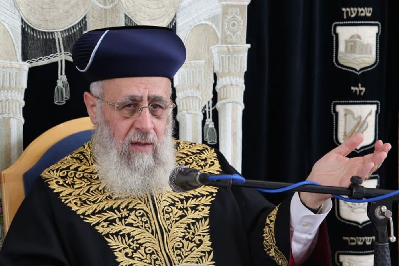 הרב יוסף: "לנשים אסור ללכת אפילו לשירות לאומי"