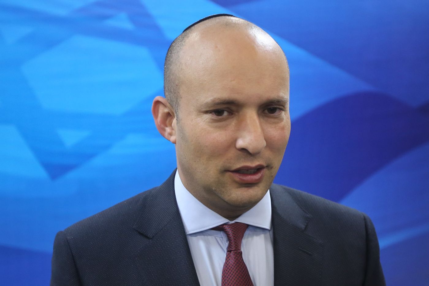 בנט לג'ון קרי: תפתח את התנ"ך ותקרא