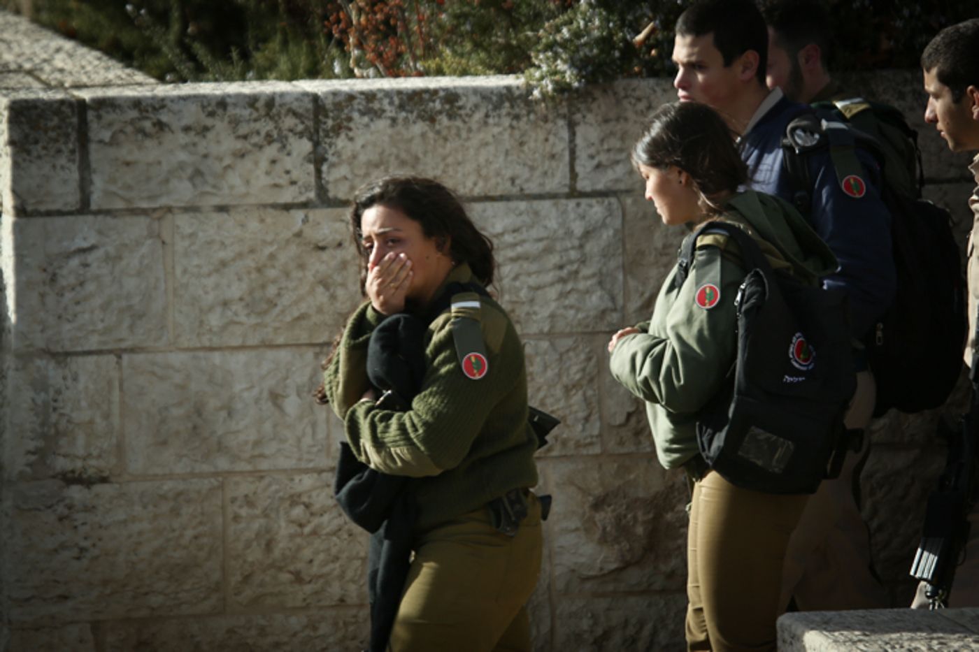 צה"ל כבר חוקר: מדוע החיילים החמושים ברחו