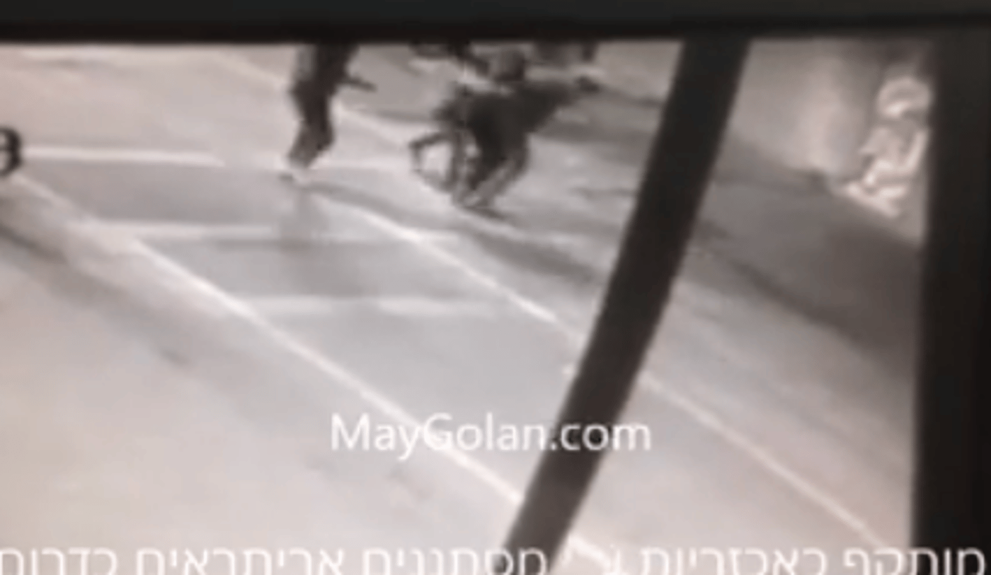 צפו: חייל מותקף באכזריות ע"י מסתננים