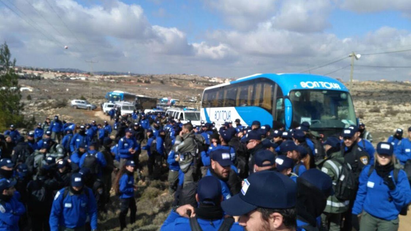 הפינוי וההרס: צפו בשידור ישיר מעמונה