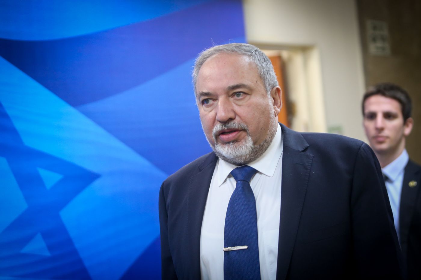 ליברמן: "אין שום כוונה להכיל רקטות ועפיפונים"