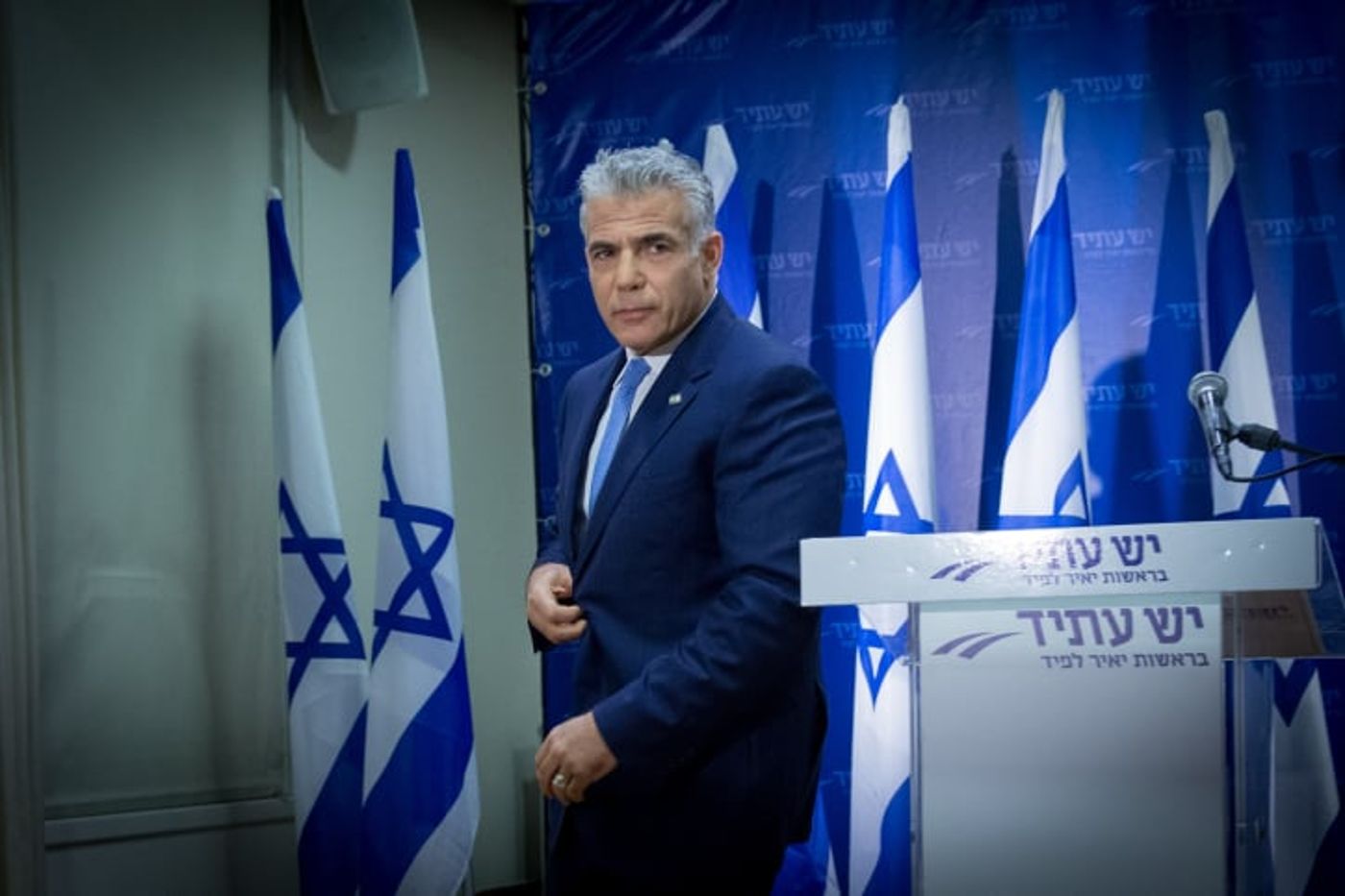 אחרי הנזיפה: לפיד נפגש עם הרבנים הליברלים