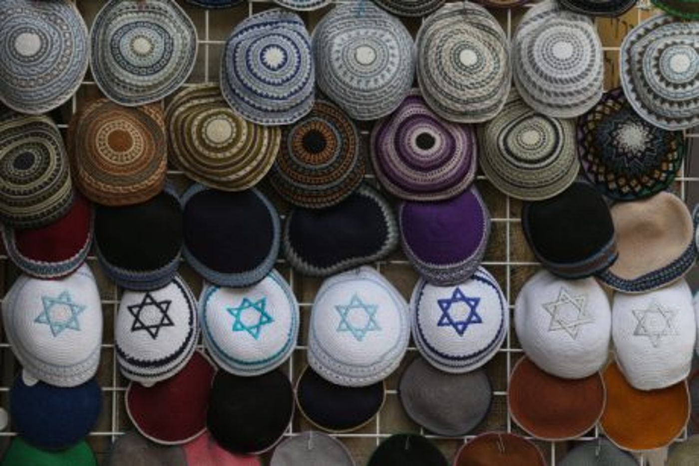 לא מפתיע: מה הישראלים חושבים על הציבור הסרוג?