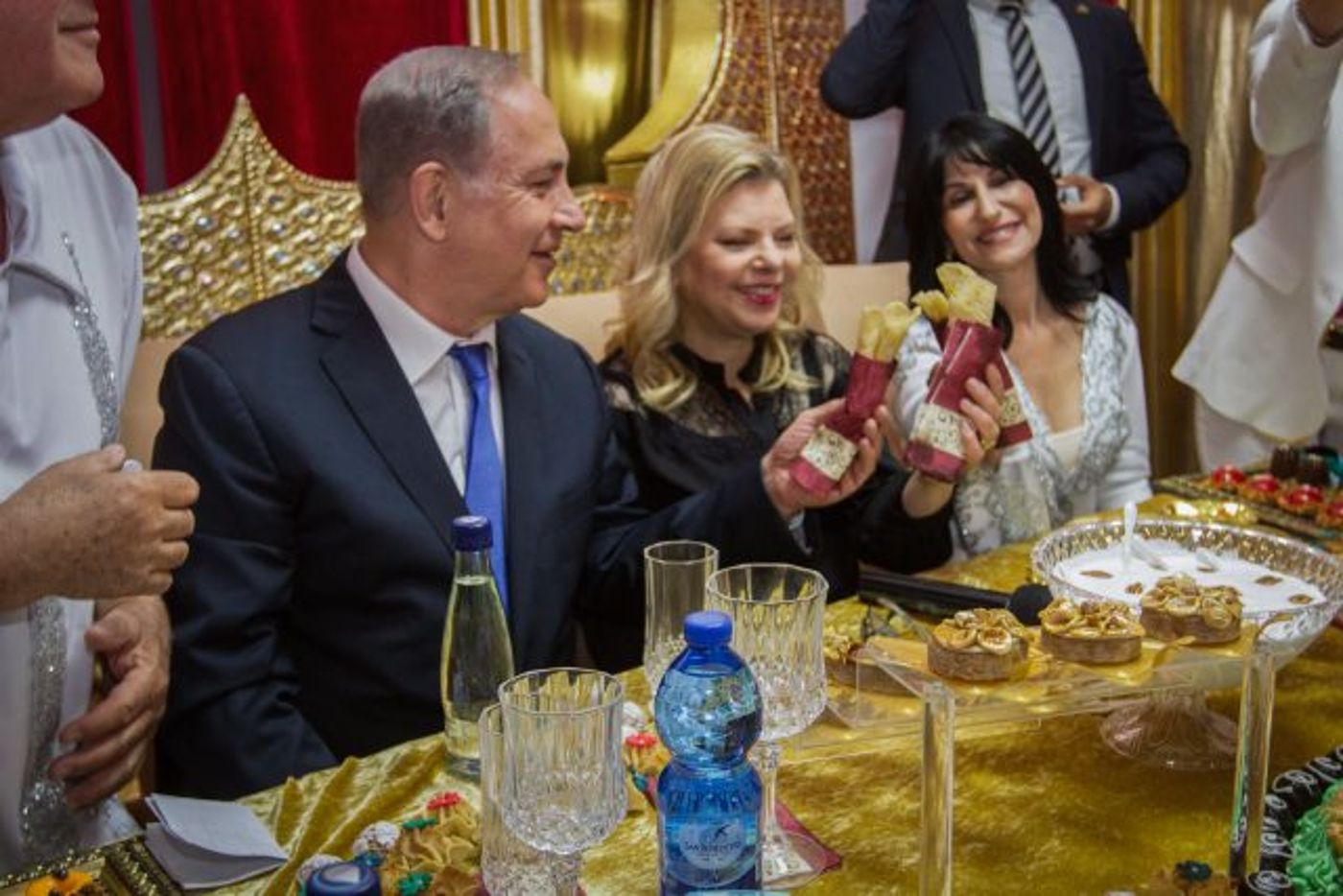 לחיי המופלטות