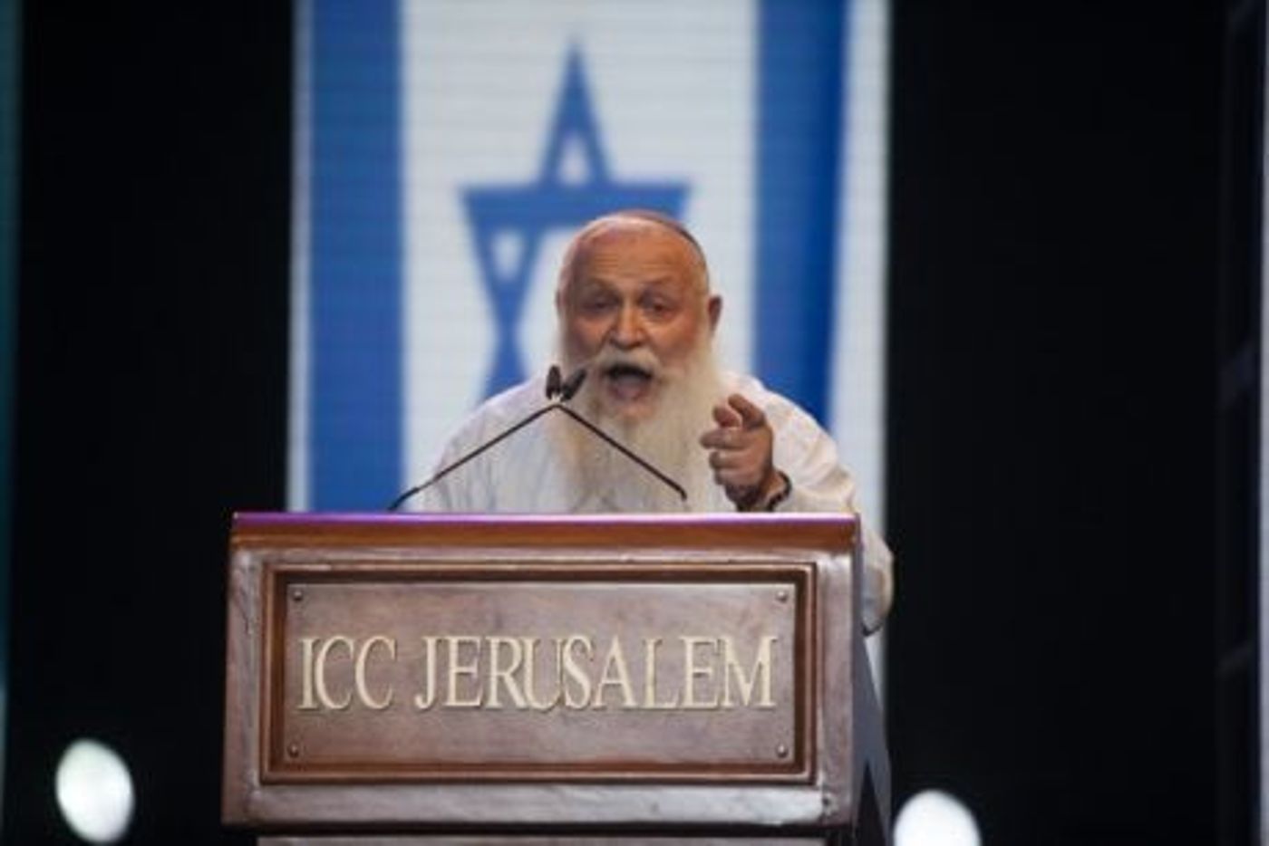 "בושה וחרפה": הרב דרוקמן במתקפה על ליברמן